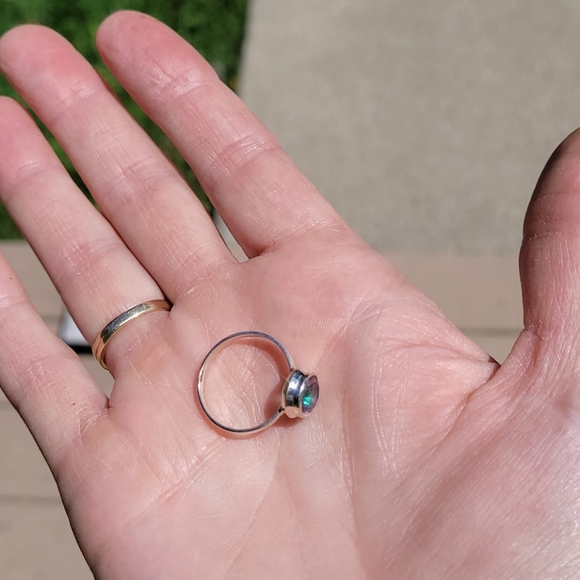 Sterling Silver mystic topaz round cut ring - Picture 4 of 12